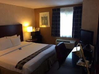 Travelodge & By Wyndham Hotel