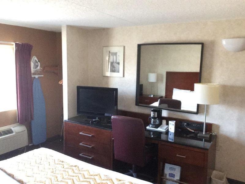 Travelodge & By Wyndham